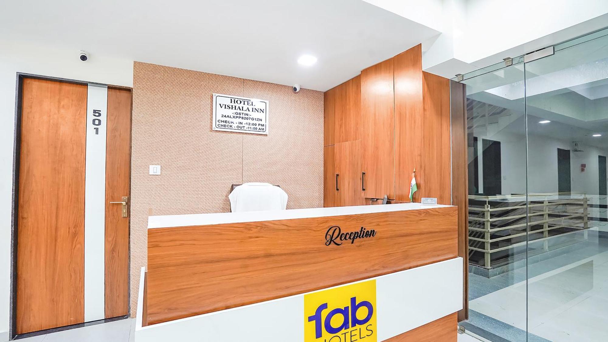 Fabhotel Vishala In Ахмедабад Экстерьер фото